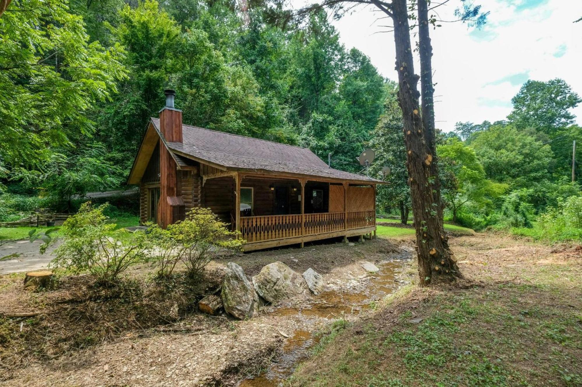 גטלינבורג Grove Creek Cabin מראה חיצוני תמונה